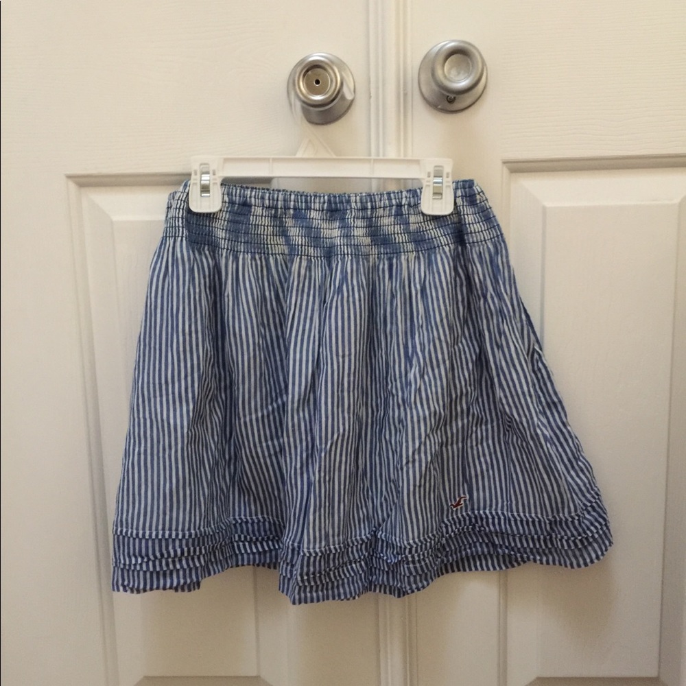 Hollister skirt size medium